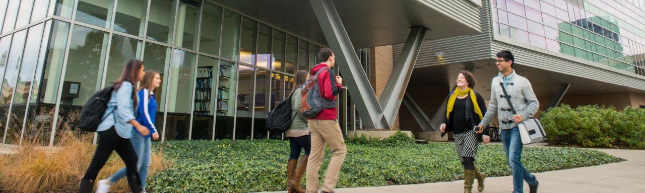 Students in front of Kennedy Hall